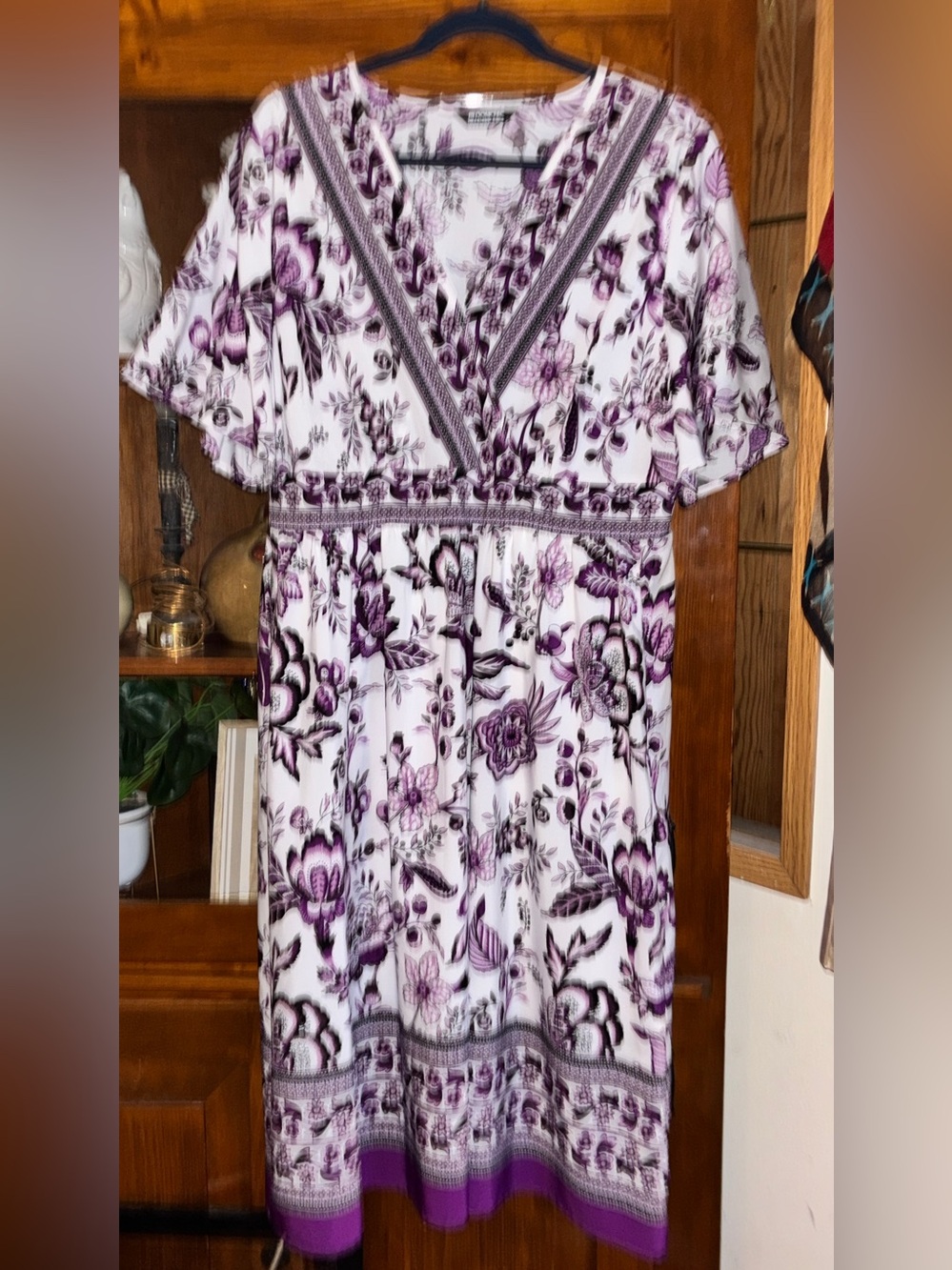 BloomChic 14-16 Boho White and Purple Floral Empire-Waist Midi Dress